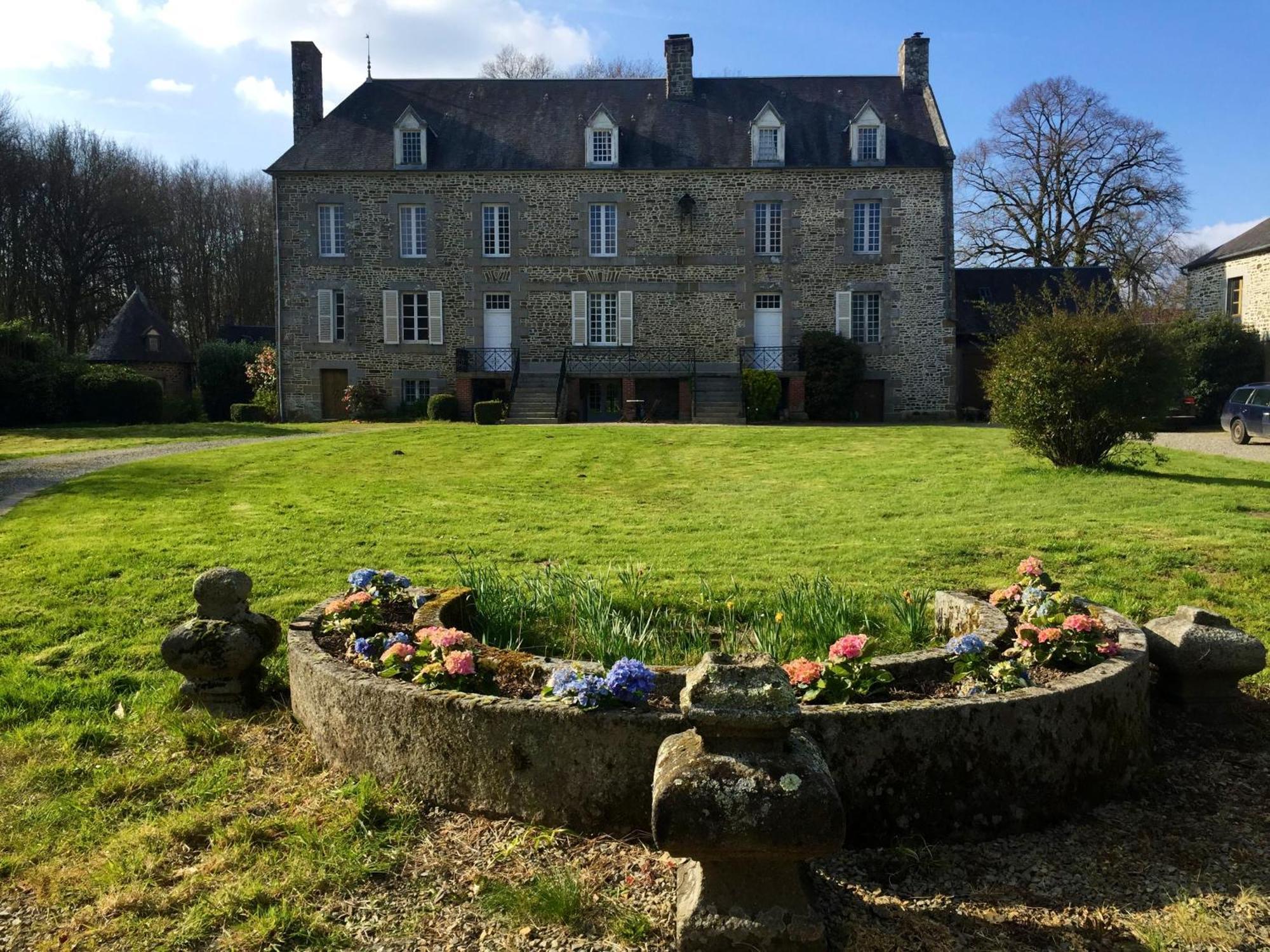 Chateau Isigny, Ideal Pour Les Familles Avec Enfants Et Les Animaux De Compagnie, Situe A Proximite Du Mont Saint-Michel Екстер'єр фото
